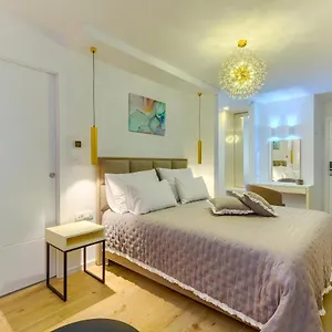 Irini Luxury Split
