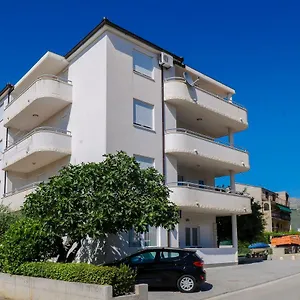 Apartman Neva, Split