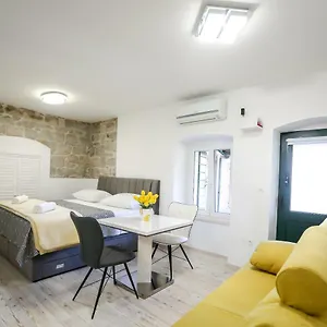 Kate Guest house